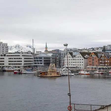 Harborfront Haven, Tromso