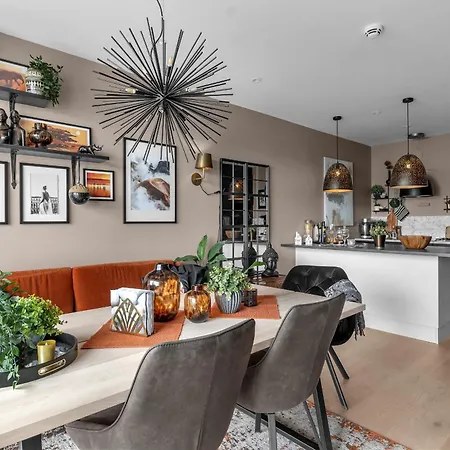 Apartment Harborfront Haven, *
